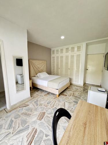 suite_104